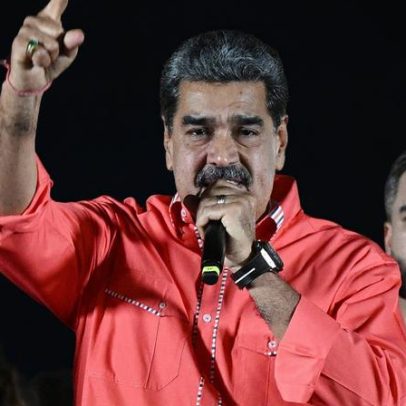 Maduro nomeia novo gabinete político e reforça papel do povo