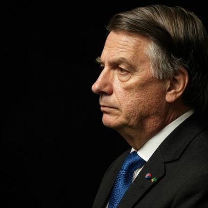 Ex-presidente Jair Bolsonaro operado; cirurgia foi bem-sucedida