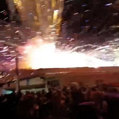 Fogo de artifício fere gravemente público numa festa de Natal
