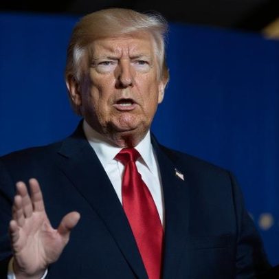 Trump afirma que ataque ao EI tem apoio de Damasco