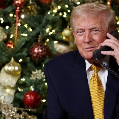 Trump alerta para infiltração de 'mau Pai Natal' em conversa com crianças