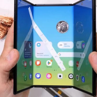 Durabilidade do Galaxy Z TriFold é testada: qual o resultado?