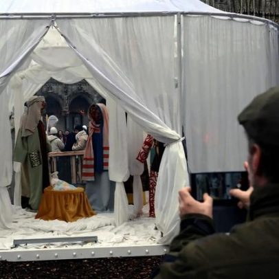 Roubo de Menino Jesus em Bruxelas provoca polémica nacional