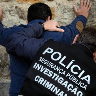 PSP em Leiria fiscaliza 500 pessoas com detenções e apreensões
