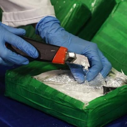 Três detidos e mais de 3 mil doses de droga apreendidas