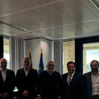 Presidente e vice da Câmara de Góis discutem acessibilidades com ministro