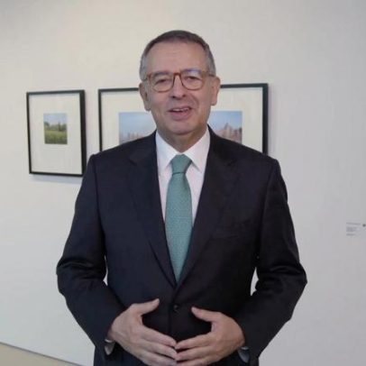 Seguro anuncia Ano Novo com esperança e mudança tranquila