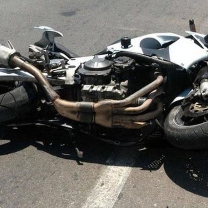 Motociclista ferido após despiste numa estrada