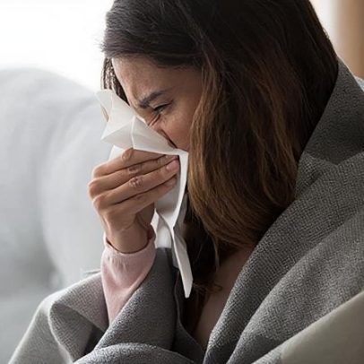 Gripe e infecções respiratórias aumentam procura de hospitais, SNS 24 e INEM