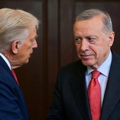 Erdogan pede a Maduro manter diálogo com os EUA