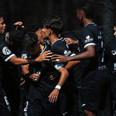 Académico de Viseu a um passo do título na Liga Revelação
