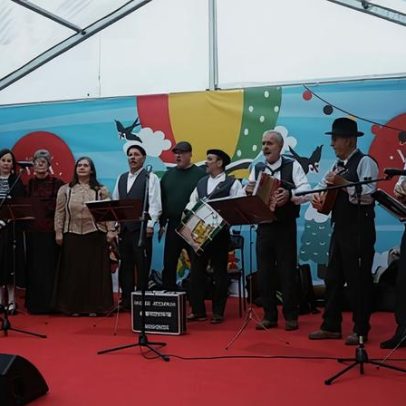 Grupo de Cantares O Sincelo anima Vila Natal de Penedono com música tradicional