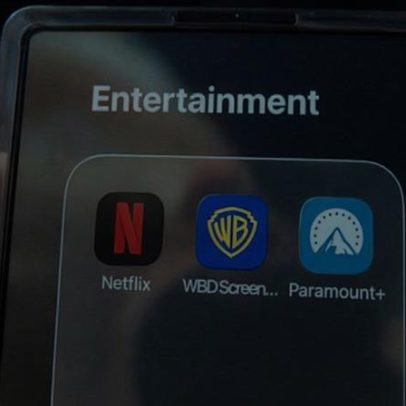 Warner Bros. insta acionistas a aceitar proposta da Netflix e afasta Paramount