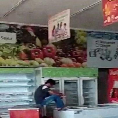 Inundações na Indonésia deixam 800 mortos, falta de água e assaltos a supermercados