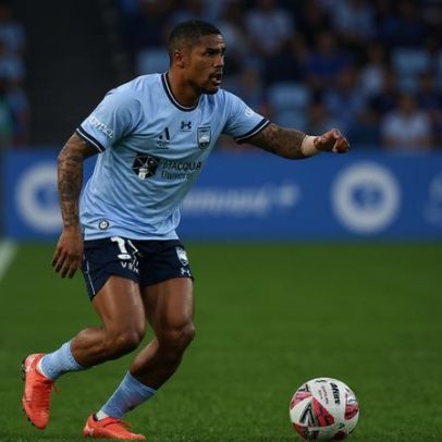 Ex-estrela da Juventus e Bayern segue para a quarta divisão italiana