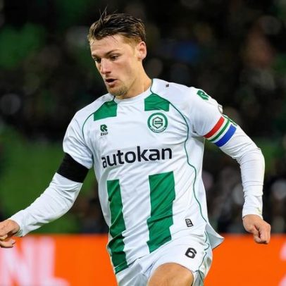Médio do Groningen fica mais próximo do Benfica