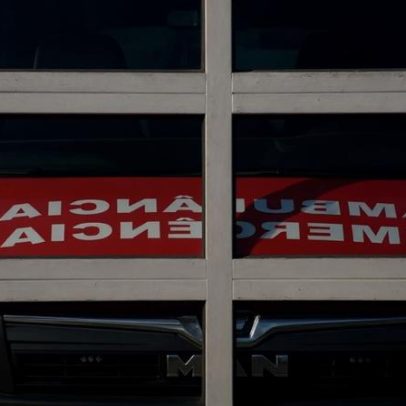 Bombeiros contactados duas horas após pedido de socorro