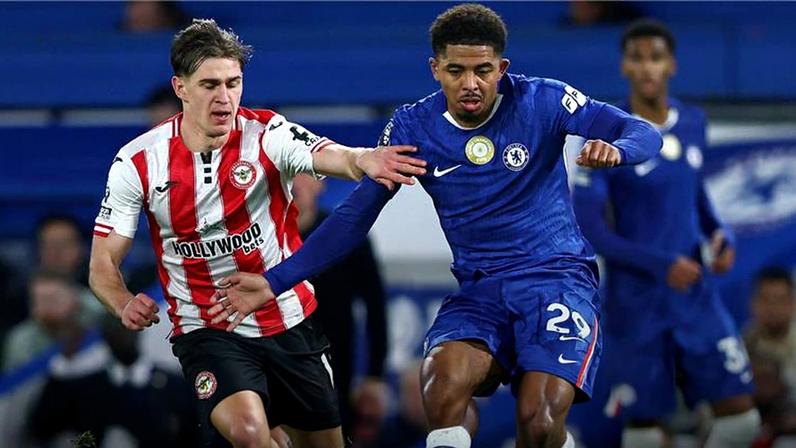 Chelsea vence na estreia do novo treinador na Premier League (resumo)