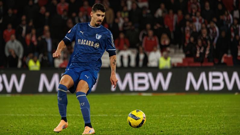 Camisola 23 está a ter uma época bastante proveitosa ao serviço dos azuis e brancos do Minho