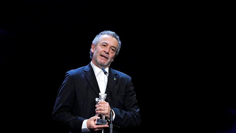 João Canijo recebe o Grande Prémio do Júri Ursa de Prata após a cerimónia de entrega dos prémios do Festival Internacional de Cinema, Berlinale, em Berlim, Alemanha, 2023