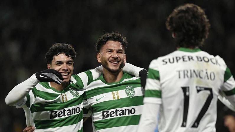 João Simões, Suárez e Trincão com lugar confirmado no onze do leão - Foto: IMAGO