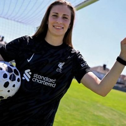 Jogadora do Liverpool suspensa por insultos racistas a colega de equipa