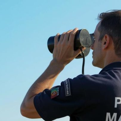 Pastor retido pela subida do rio Minho passa a noite numa ínsua