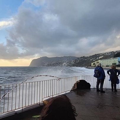 Capitania do Funchal estende aviso de agitação marítima forte
