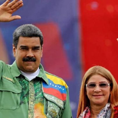 EUA assumem governo da Venezuela após captura de Maduro e de sua esposa