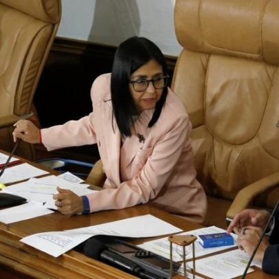 Supremo da Venezuela aponta Delcy Rodríguez como líder após captura de Maduro