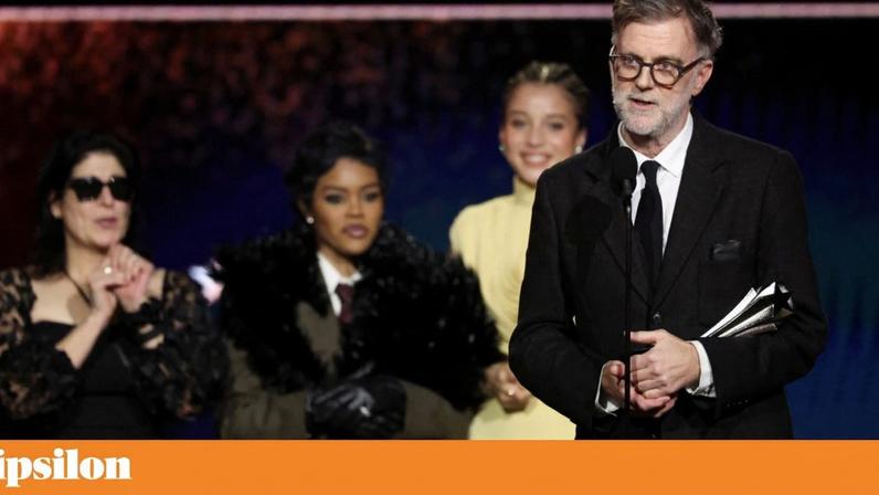 Paul Thomas Anderson recebe o prémio de Melhor Filme por *Batalha atrás de Batalha*
