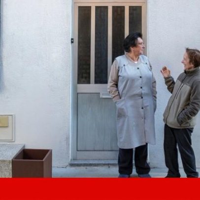 Moradores colocam vasos na Travessa das Águas, Câmara do Porto ameaça removê-los