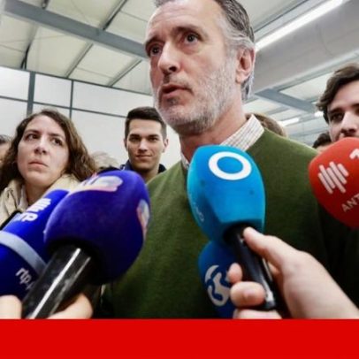 Trinta mulheres defendem Cotrim após denúncia de assédio