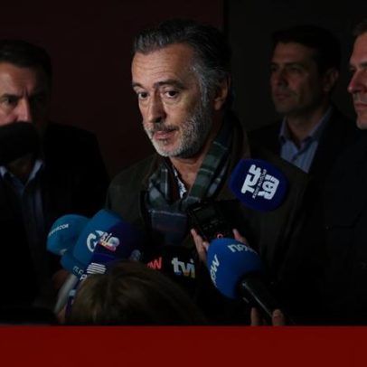Saúde volta a dominar campanha no dia em que Cotrim anunciou força redobrada