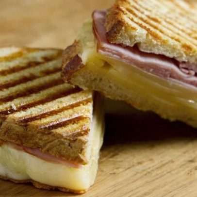 A tosta mista mais luxuosa do mundo nem sequer é tostada