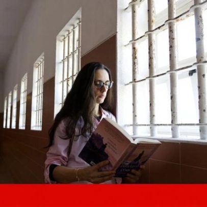 Poesia nas grades inspira projeto cultural em unidade prisional