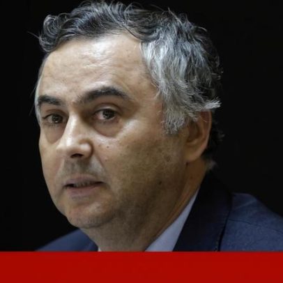 Revisão das aprendizagens será mais profunda e entra em vigor em 2027/2028