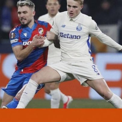 Samu falha penálti e FC Porto atrasa apuramento direto na Liga Europa