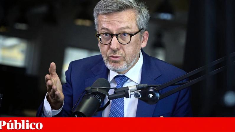 Carlos Moedas, presidente da Câmara Municipal de Lisboa, irá votar "sem entusiasmo" em Seguro