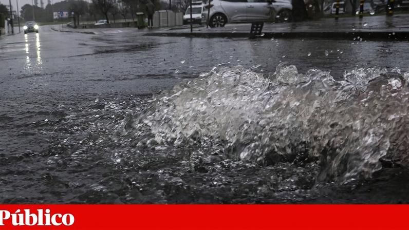 Imagem de arquivo de cheias