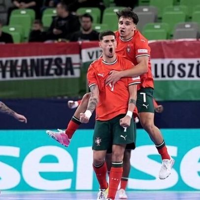 Portugal goleia Itália no Europeu de futsal