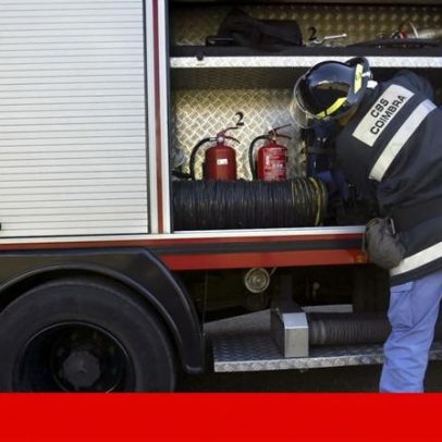 Explosão em apartamento em Coimbra fere dois moradores e causa danos ao prédio