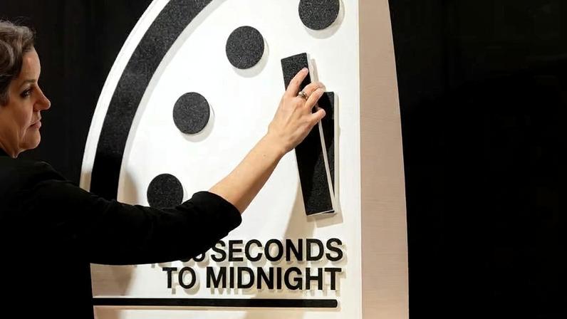 O Relógio do Apocalipse está a 85 segundos do fim, o mais perto que alguma vez esteve