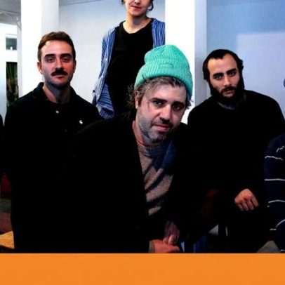 Filhos do precariado, duques prometidos, contemplam o mundo