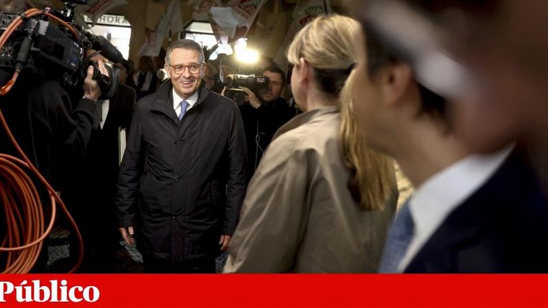 António José Seguro, na terça-feira, à chegada para o debate com André Ventura