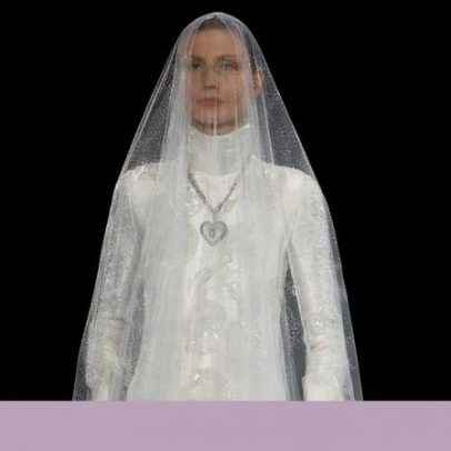 Semana de Alta-Costura de Paris encerra com homenagens a Armani e Valentino