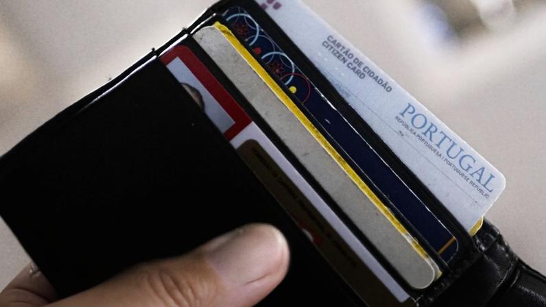 Não é possível adquirir nacionalidade portuguesa, nem obter o Cartão de Cidadão em apenas uma hora