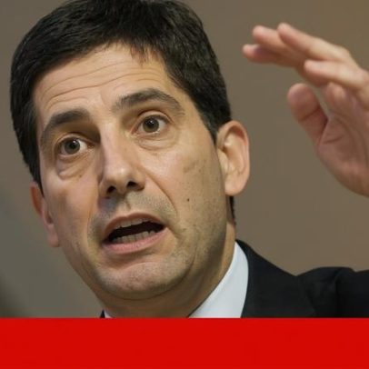 Wall Street abre em queda após provável presidente da Fed; ouro cai