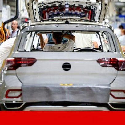 Autoeuropa aprova acordo laboral com aumento mínimo de 100 euros