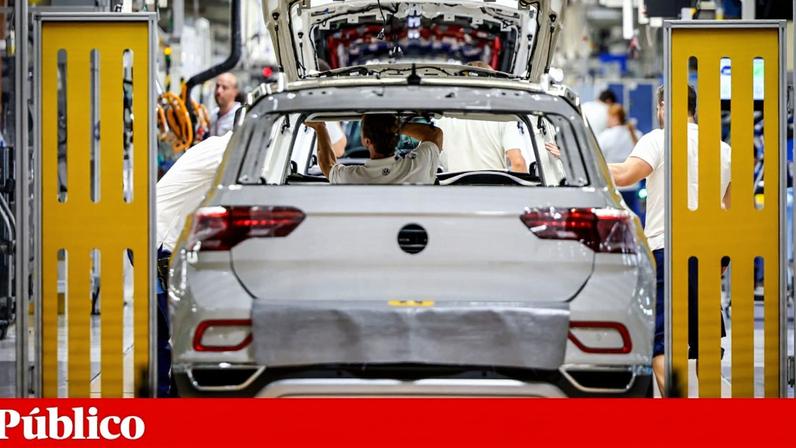 Cerca de 5000 pessoas trabalham na Volkswagen Autoeuropa, em Palmela, distrito de Setúbal, naquela que é a maior montadora de automóveis de Portugal
